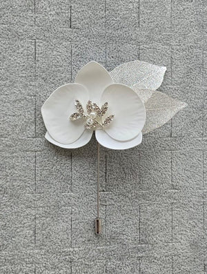 boutonniere fistol distintivo orquidea novio boda civil boda religiosa padrinos